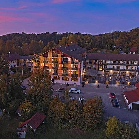Wellnesshotel Zum Koch Ortenburg 外观 照片