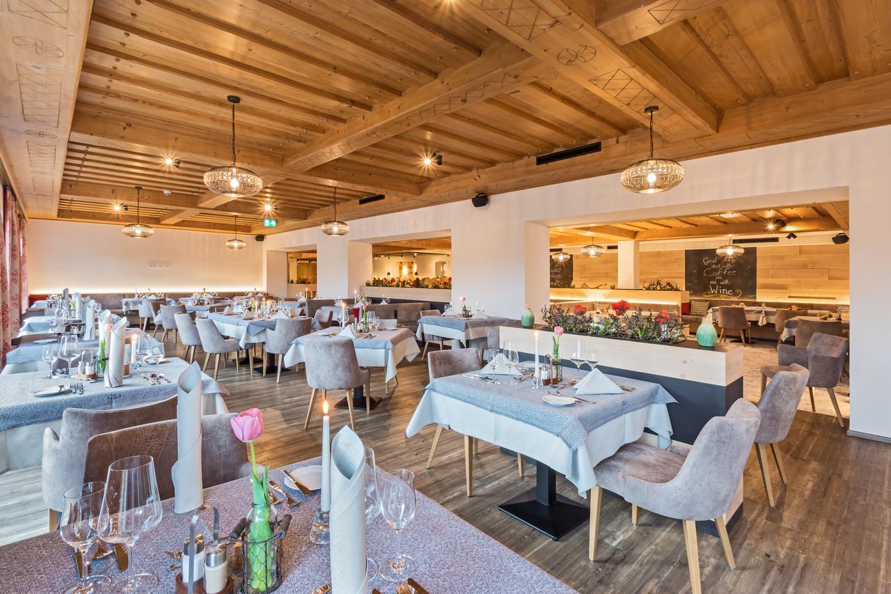 Wellnesshotel Zum Koch Ortenburg 外观 照片