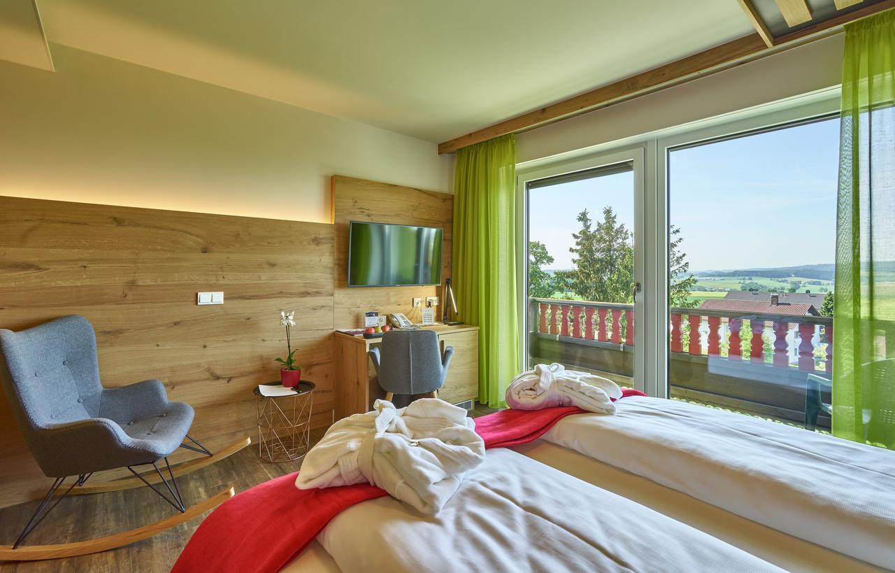 Wellnesshotel Zum Koch Ortenburg 外观 照片