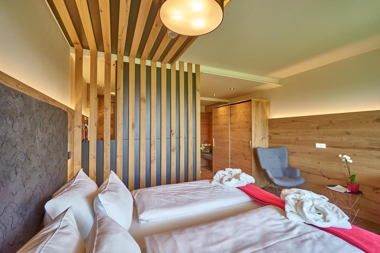 Wellnesshotel Zum Koch Ortenburg 外观 照片
