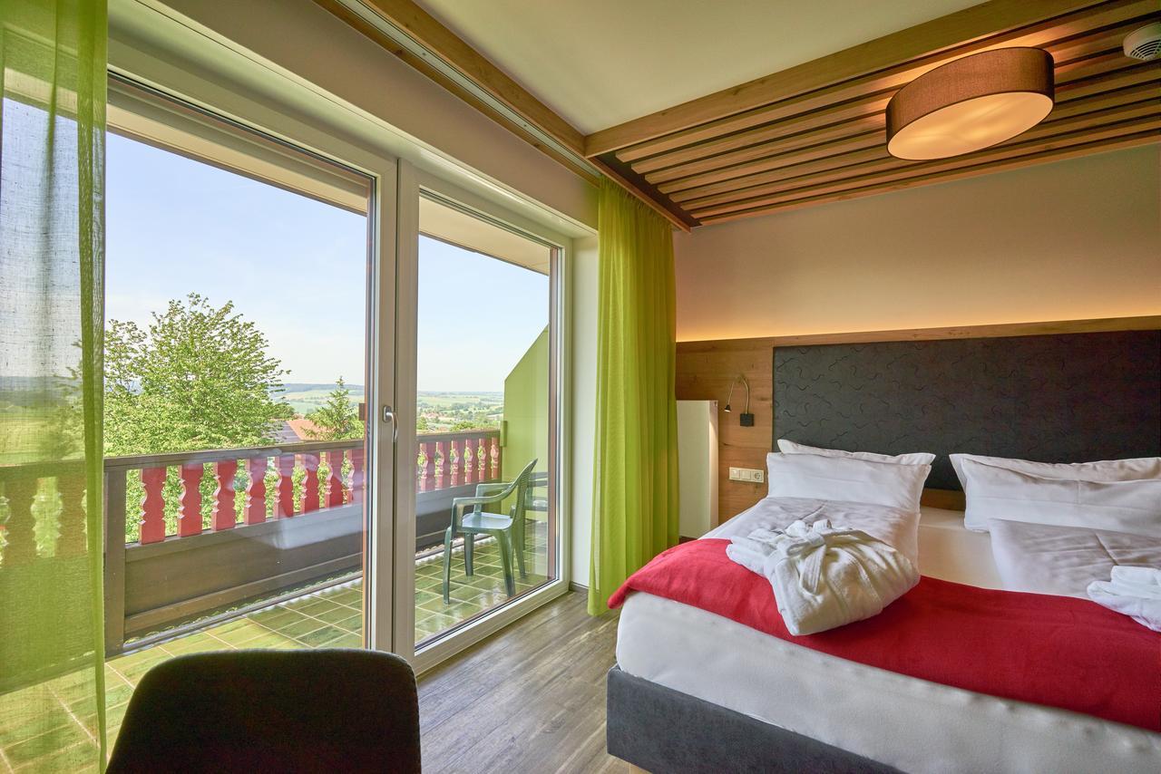 Wellnesshotel Zum Koch Ortenburg 外观 照片