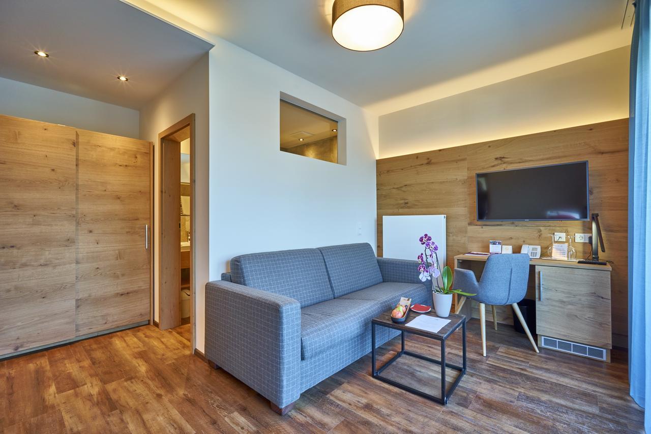 Wellnesshotel Zum Koch Ortenburg 外观 照片