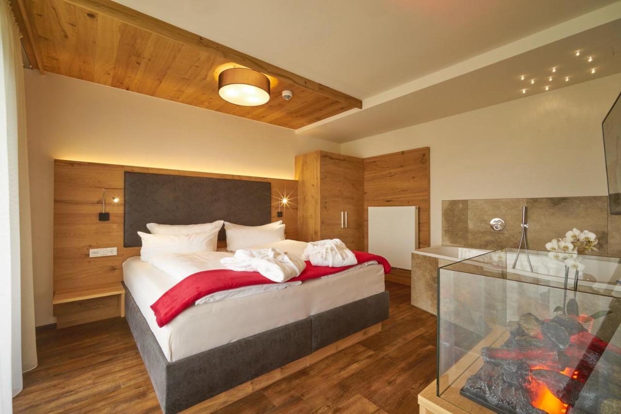 Wellnesshotel Zum Koch Ortenburg 外观 照片