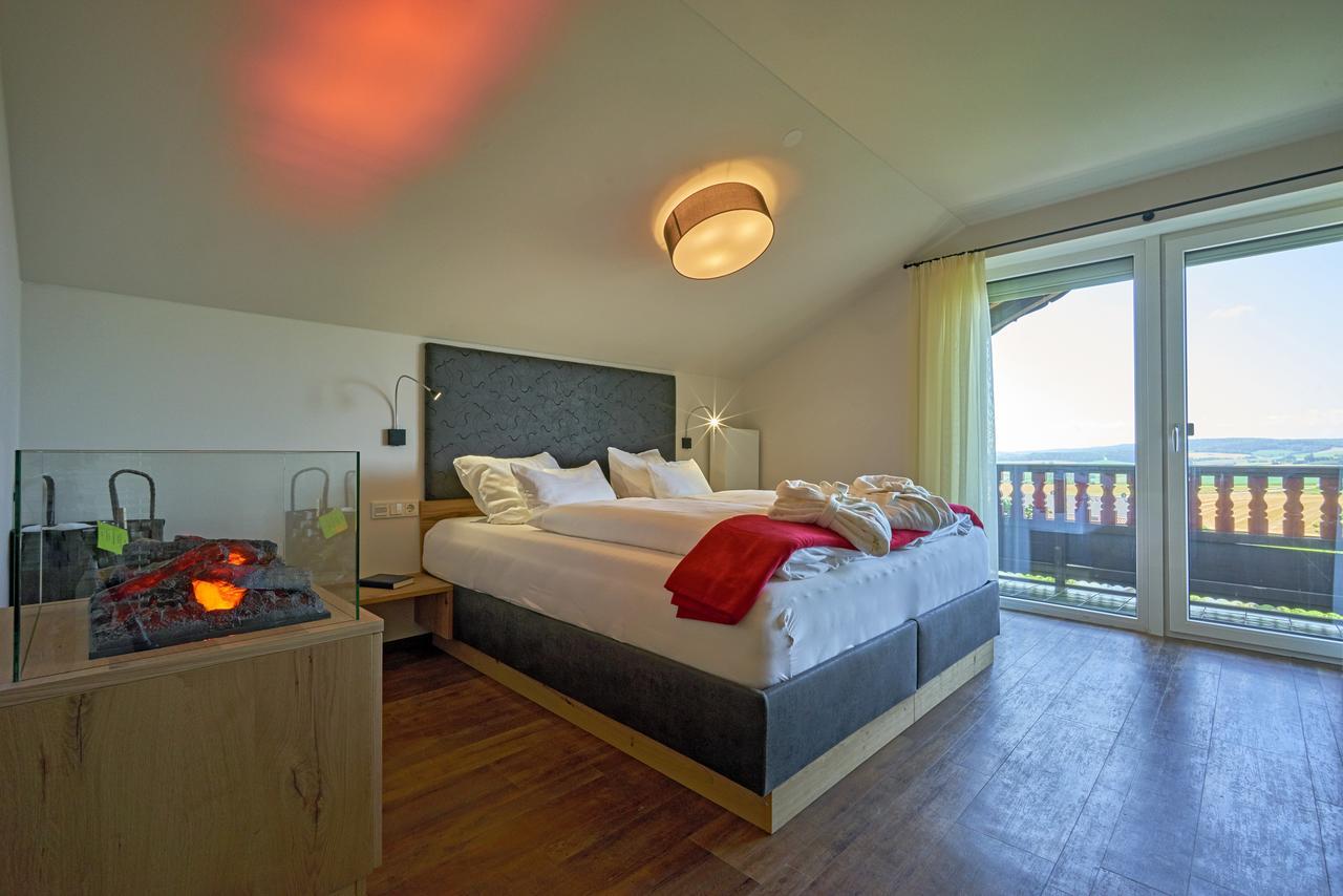 Wellnesshotel Zum Koch Ortenburg 外观 照片