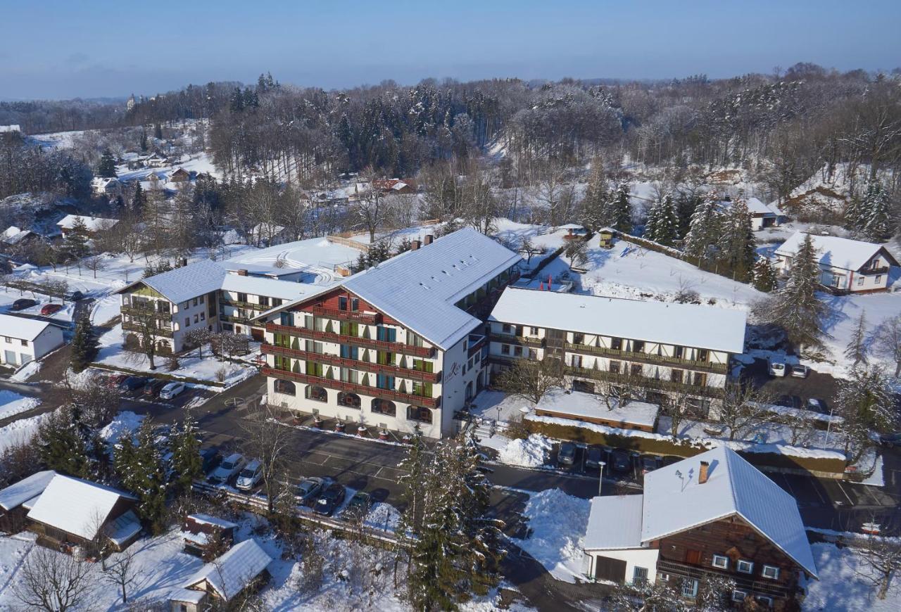 Wellnesshotel Zum Koch Ortenburg 外观 照片